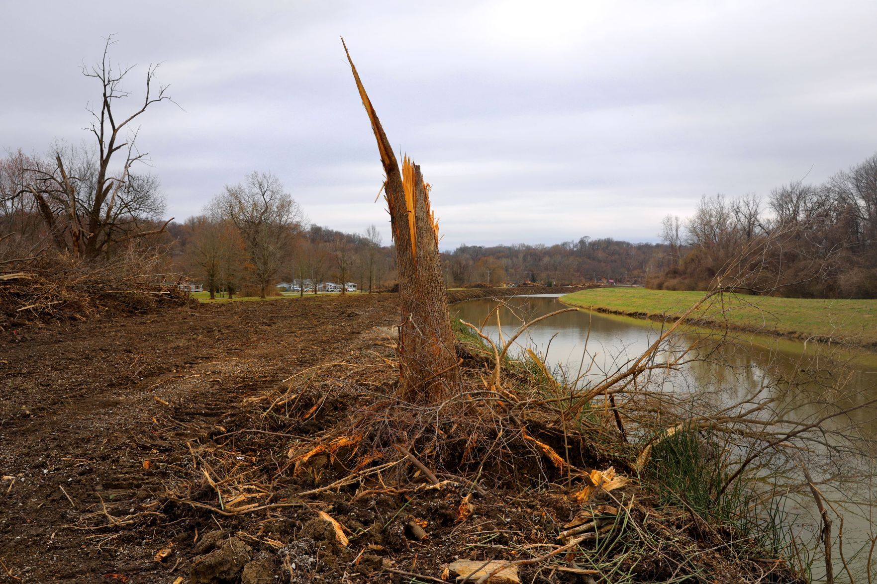 Centreville residents continue fighting flooding, sewer issues
